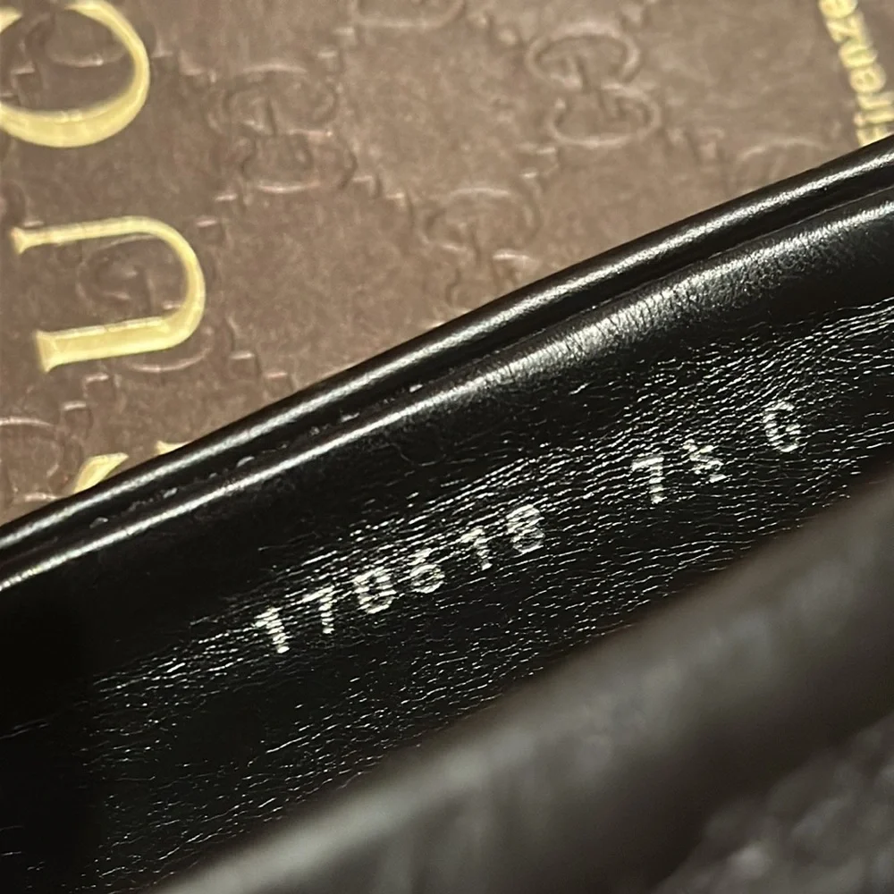 GUCCI Black Leather Logo Embossed Guccissima Drivers